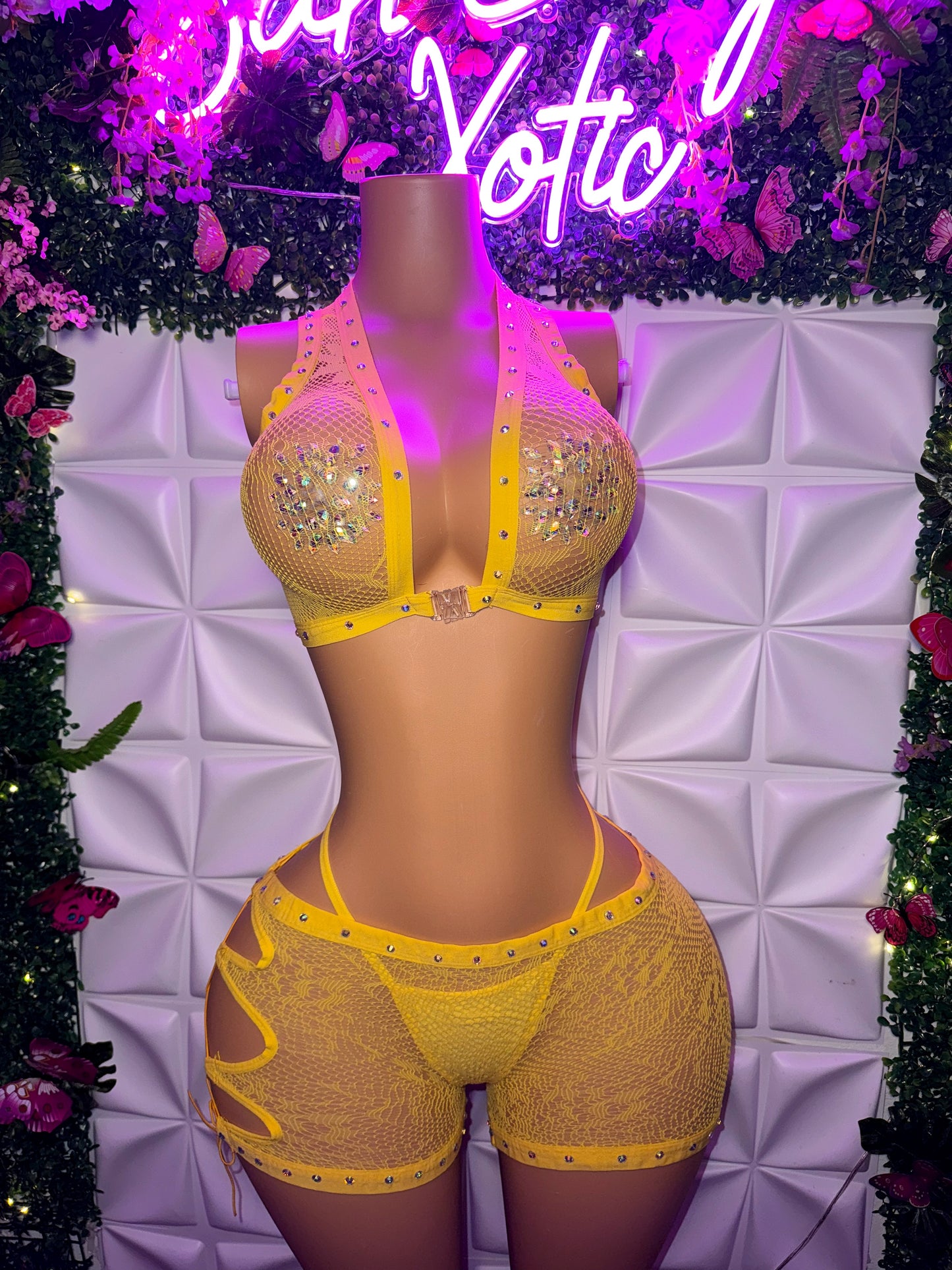 Ms. Daisy 3 Piece Lace Shorts Set with Clasp Top & Thong Matching Set