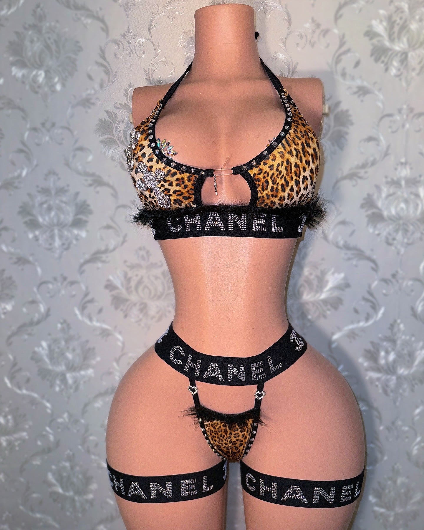 Illegal Leopard — 4 Piece Set with Fur and Thigh Garters