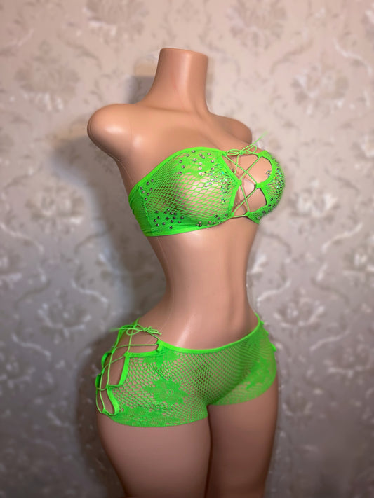 Karisma Low Waisted Fishent Shorts Set Fits S-XL